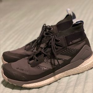 Adidas Gortex hiking boot